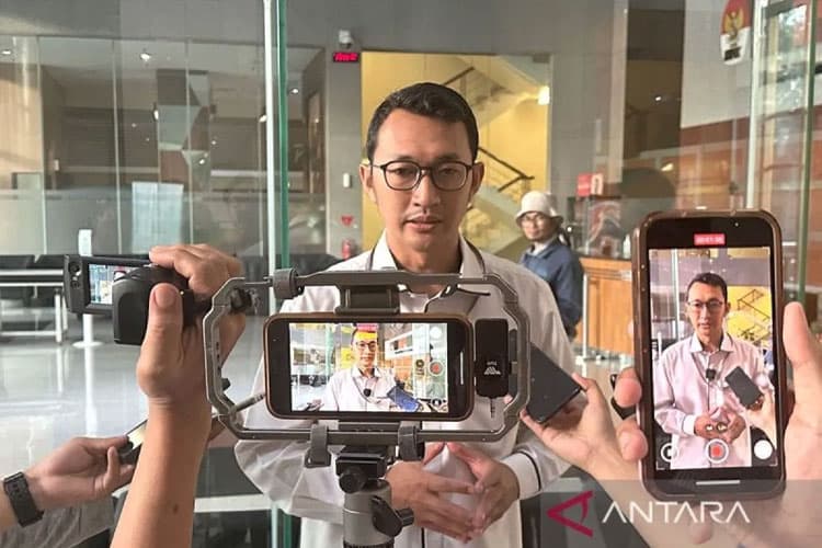 Dugaan Korupsi Pajak Pertambangan: KPK Tangkap 8 Orang dan Sita Logam Mulia Senilai Miliaran