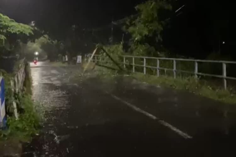 Tiga Jembatan Probolinggo Putus Akibat Banjir, Ribuan Warga di 7 Kecamatan Terdampak