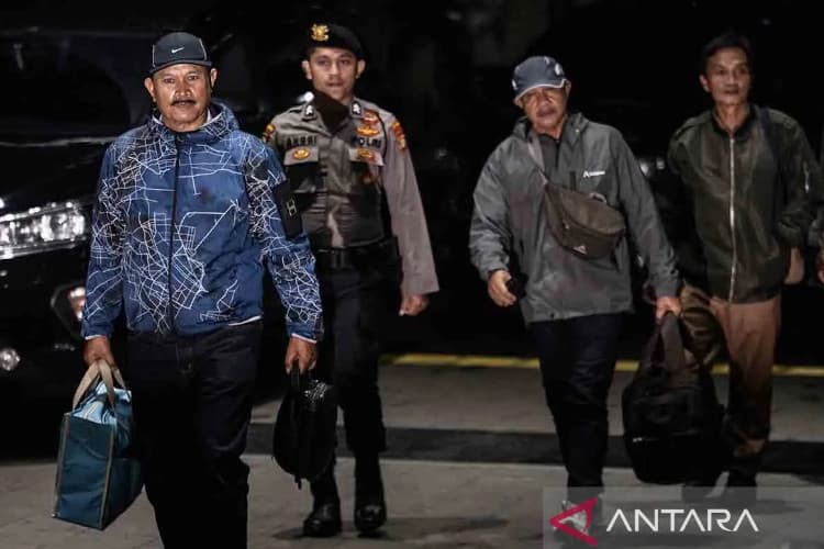 KPK Tetapkan Tersangka Usai OTT Wali Kota Madiun Maidi