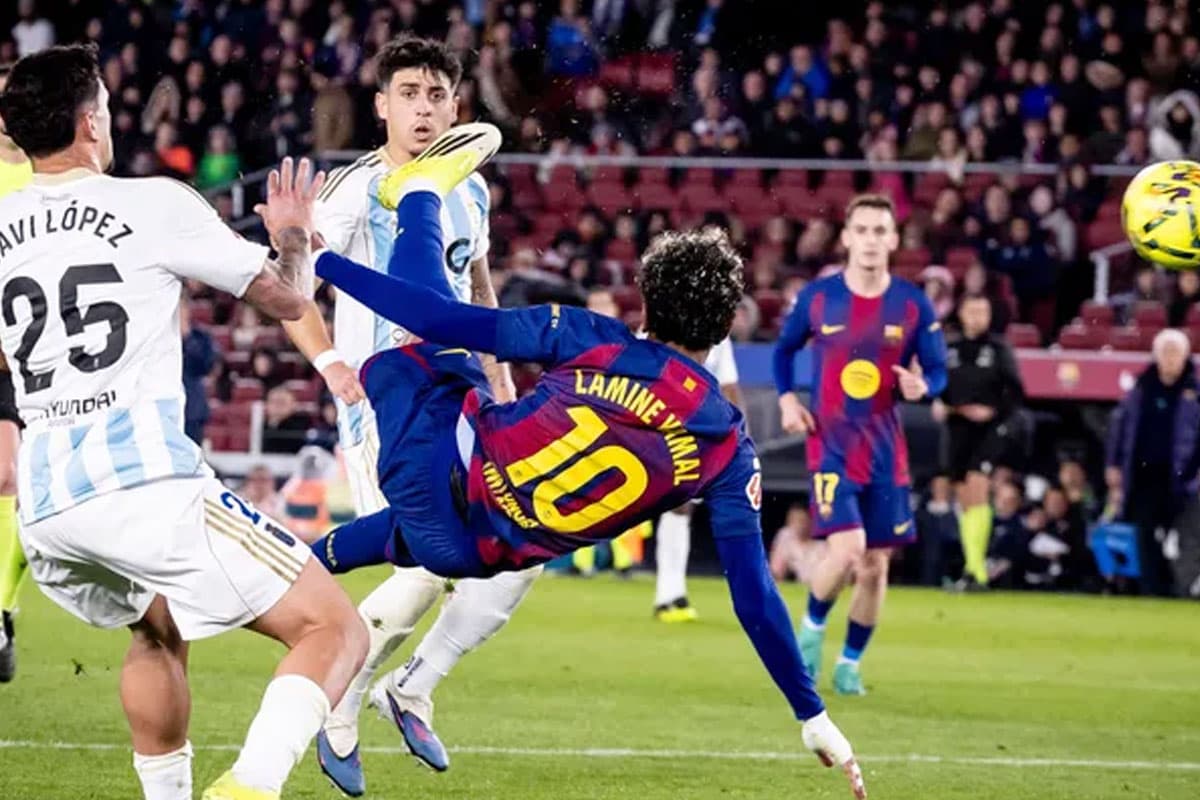 Tekuk Oviedo 3-0, Barcelona Rebut Lagi Puncak Klasemen