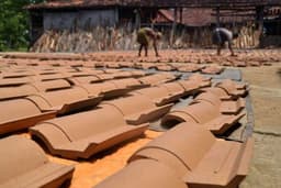 Tajuk Redaksi: Gentengisasi dan Cara Melihat Indonesia